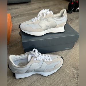 New Balance 327 ‘rain cloud’